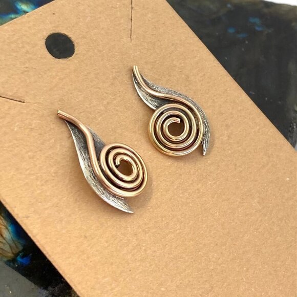 Artisan Textured Sterling Silver 925 Copper Mixed Metal Spiral Stud Earrings - Picture 5 of 16